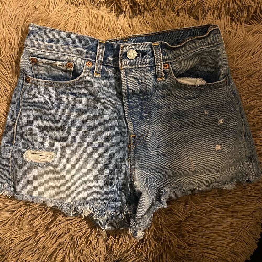 Levi’s high wasted shorts
